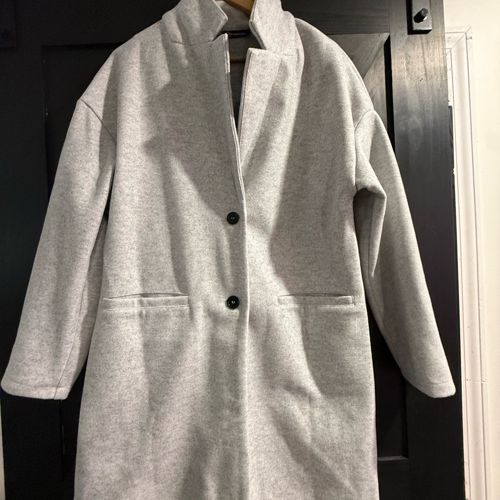 Elegant Women's Light Gray Trench Coat